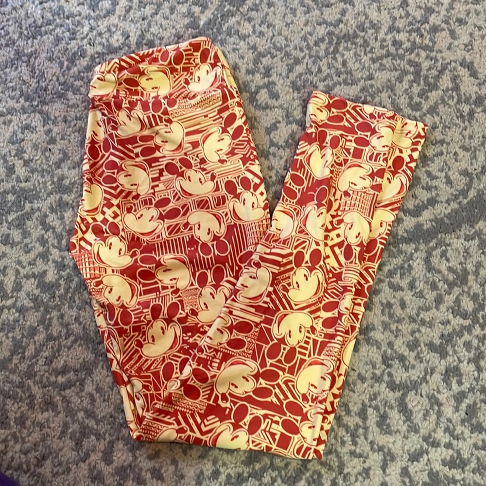 NEW LulaRoe leggings Size OS Mickey Mouse print.